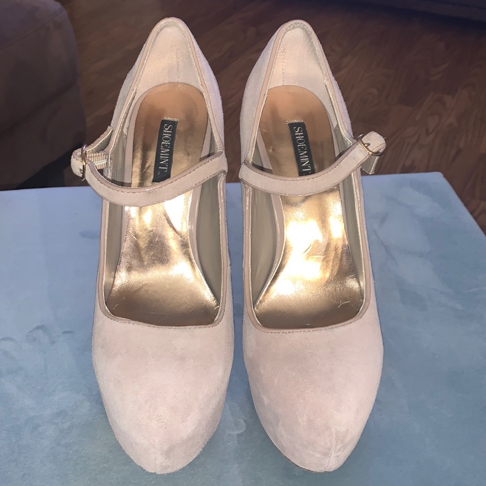 Shoemint M-Jane beige size 7.5 platforms
